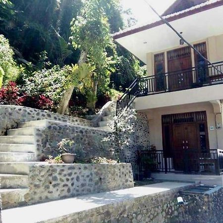 Bukit Lawang Hotel Exterior photo