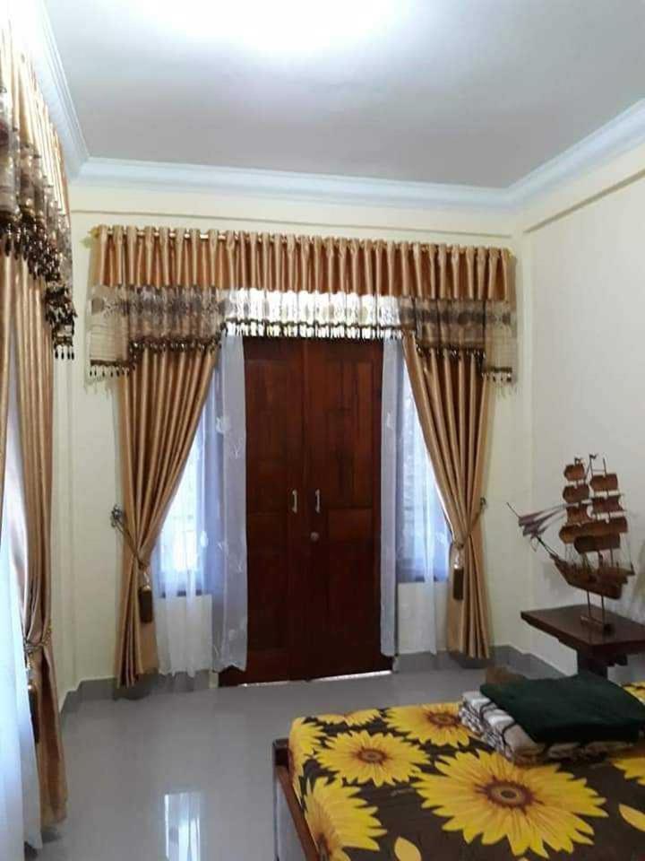 Bukit Lawang Hotel Exterior photo
